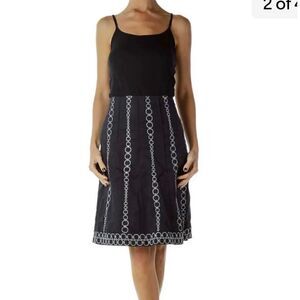 Ann Taylor Navy Blue Silver Embroidery A-Line Skirt Lined Women’s 4